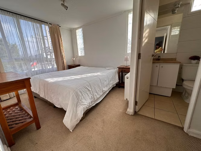 VENDO  DETPO EN AVENIDA ALTAMIRANO VALPO
