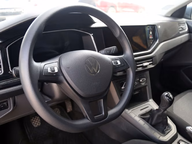 VOLKSWAGEN POLO 2025