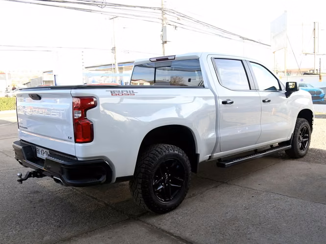 CHEVROLET SILVERADO 2022