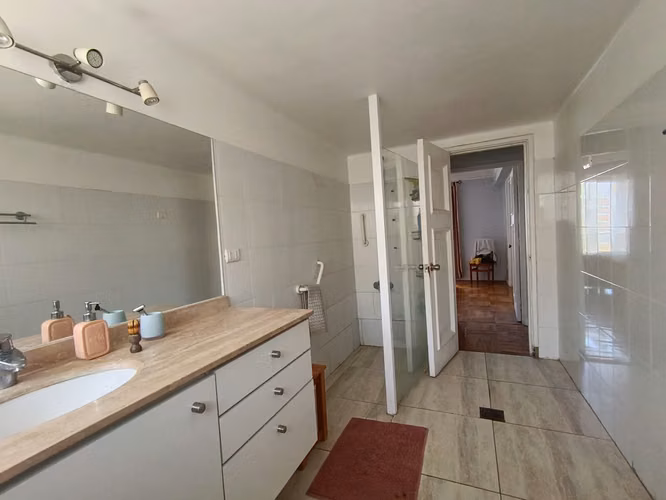 Venta de amplio departamento a pasos de Plaza Vergara en Viña del Mar - Imagen 18