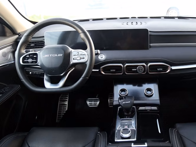 JETOUR X70 PLUS 2023