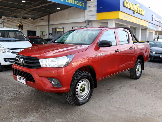 TOYOTA HILUX 2023