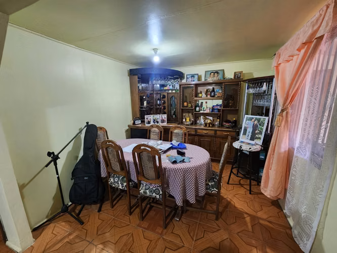 SE VENDE HERMOSA Y AMPLIA CASA CON SITIO EN LA HIGUERILLA, SALAMANCA