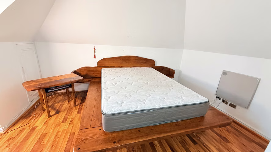 CAMA  MADERA ROBLE MACIZO