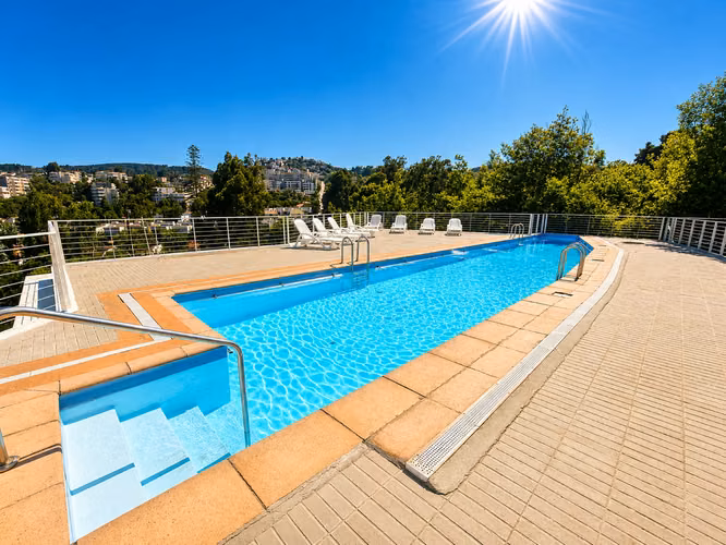 VENDE  dpto  2D, 2 estac,  Reñaca, Viña del Mar