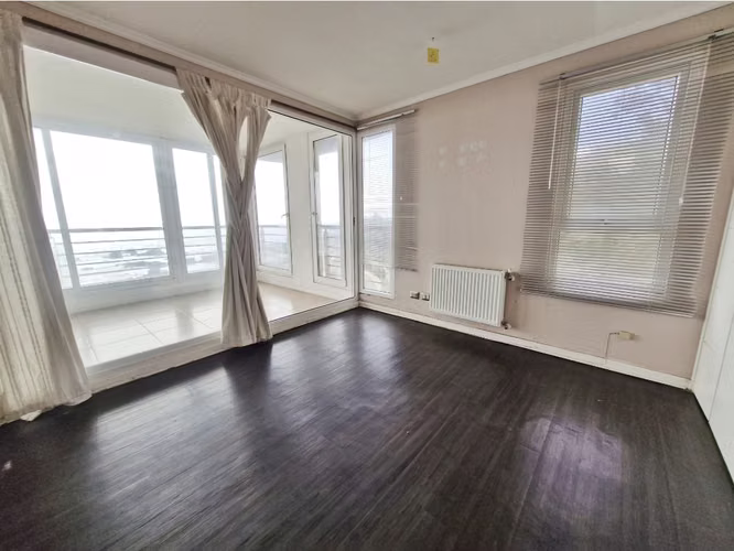 VENDE amplio dpto 4D, frente playa Lilenes, Concón