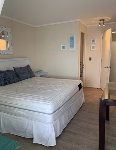 VENDE cómodo dpto 2D, linda vista, Reñaca Norte!!