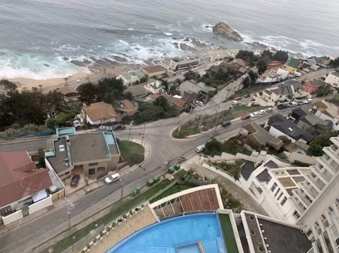 VENDE cómodo dpto 2D, linda vista, Reñaca Norte!!