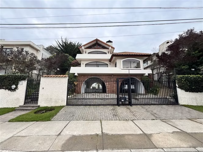 Casa en venta 375 m2 en 745 de terr piscina Concón Montemar - Imagen 3