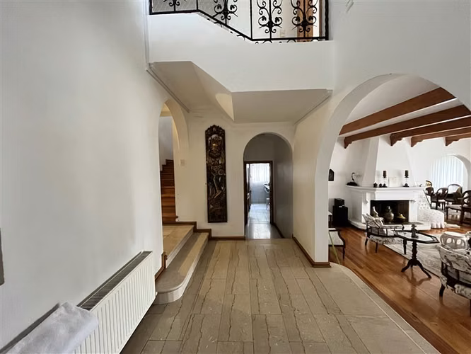 Casa en venta 375 m2 en 745 de terr piscina Concón Montemar - Imagen 16