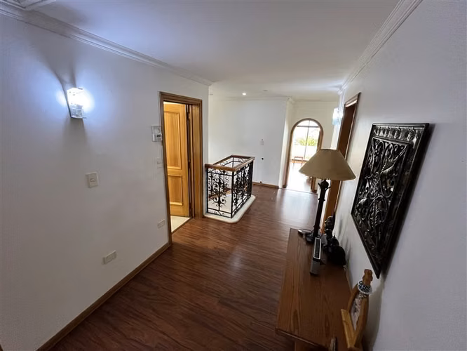 Casa en venta 375 m2 en 745 de terr piscina Concón Montemar - Imagen 39