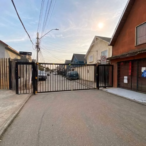 Casa 2D+1B en Barrio Holanda_ Psje Cerrado_Maipú (178218)