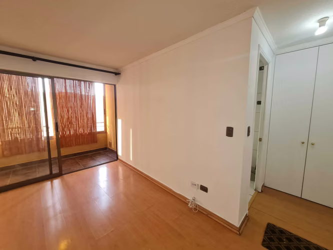 Arriendo Amplio Depto. 2hab, 2ba. Metro Mirador (176795)