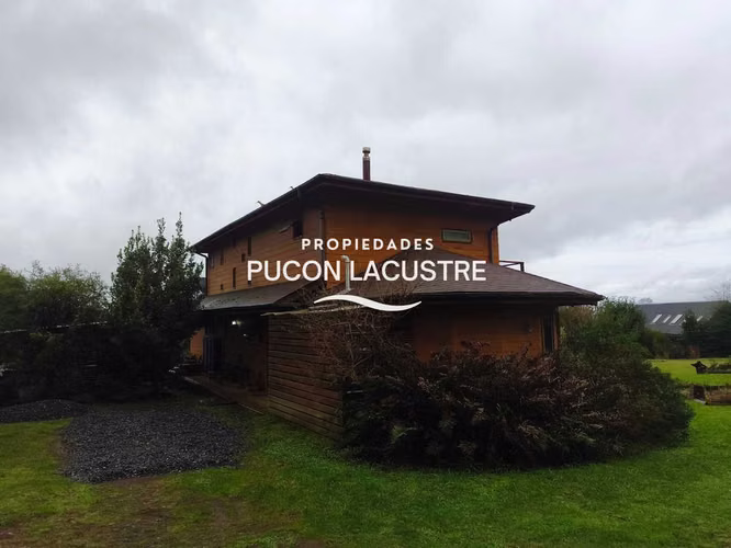 Arriendo Casa Pucón Los Riscos con vista al lago (178285)
