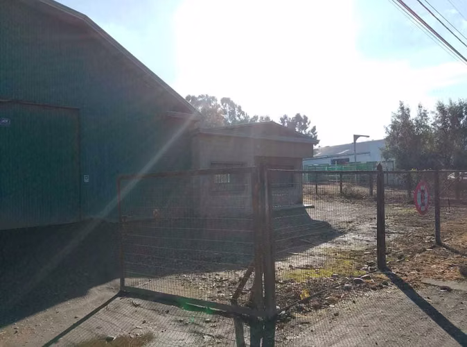 Amplia Bodega Ideal Empresas en Av. Barros Arana (178287)