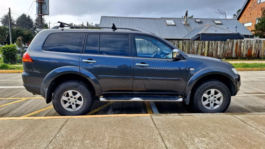 Mitsubishi Montero Sport 4x4 G2 Diesel AT