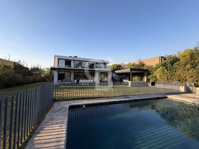 Casa Mediterránea | 6 Dormitorios | Piscina | Los Bosques