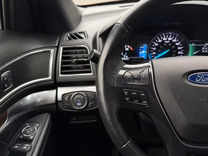 FORD EXPLORER  2019