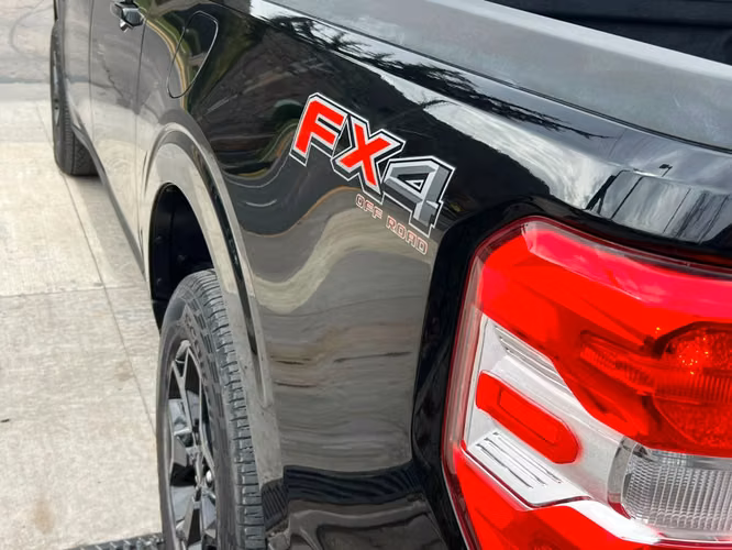 FORD MAVERICK LARIAT 4X4  2023 - Imagen 7