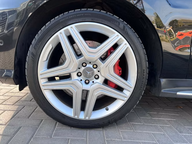 MERCEDES-BENZ ML 63 AMG  2014