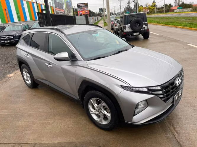 HYUNDAI TUCSON NX4 1.6 AUT 2022 - Imagen 2