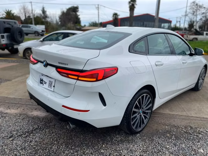 BMW 220I GRAN COUPE 2.0 AT 2023 - Imagen 9