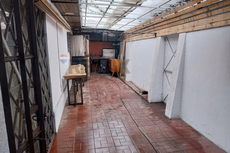 Conectividad y espacio : casa 4 dorm. y estar