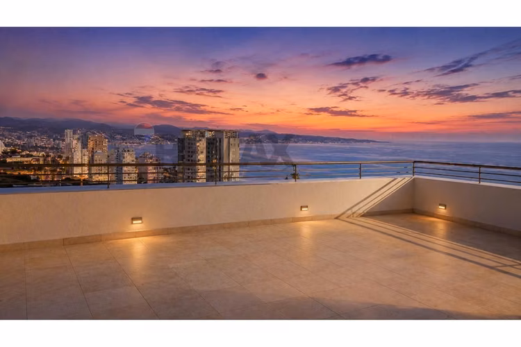 Arriendo amoblado con vista al mar