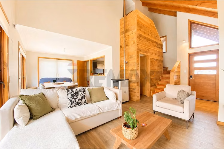 Casa en venta - condominio en quelhue – pucón