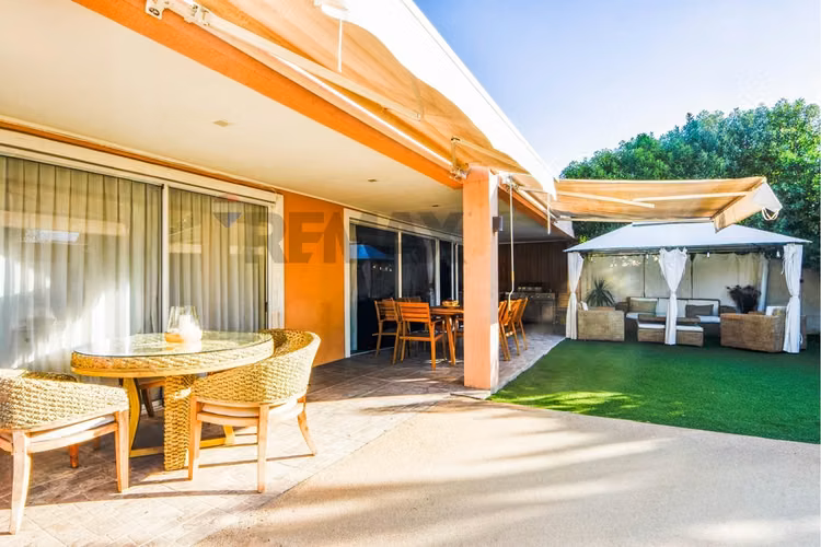 Casa en condominio con piscina calefaccionada