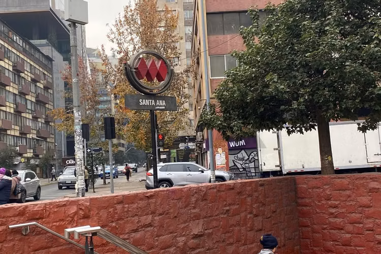 Depto con estacionamiento a pasos metro sta. ana. - Imagen 21