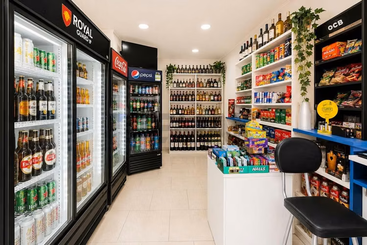 Local comercial en sector de alto flujo