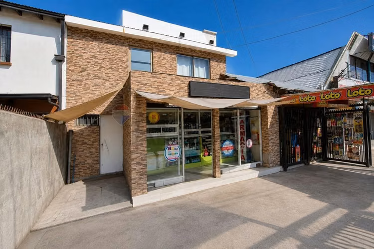 Local comercial en sector de alto flujo