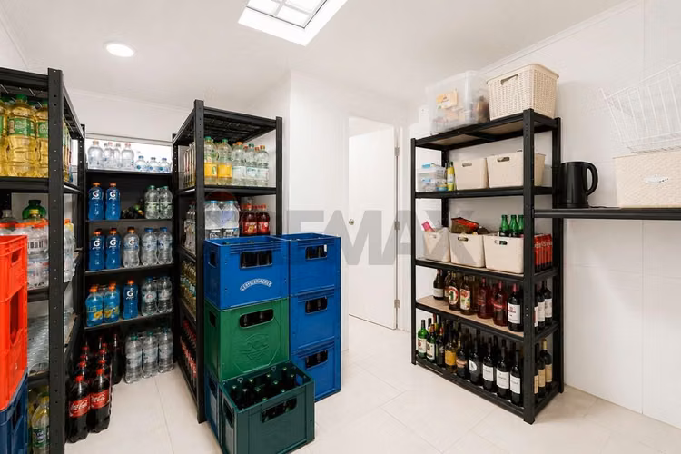 Local comercial en sector de alto flujo