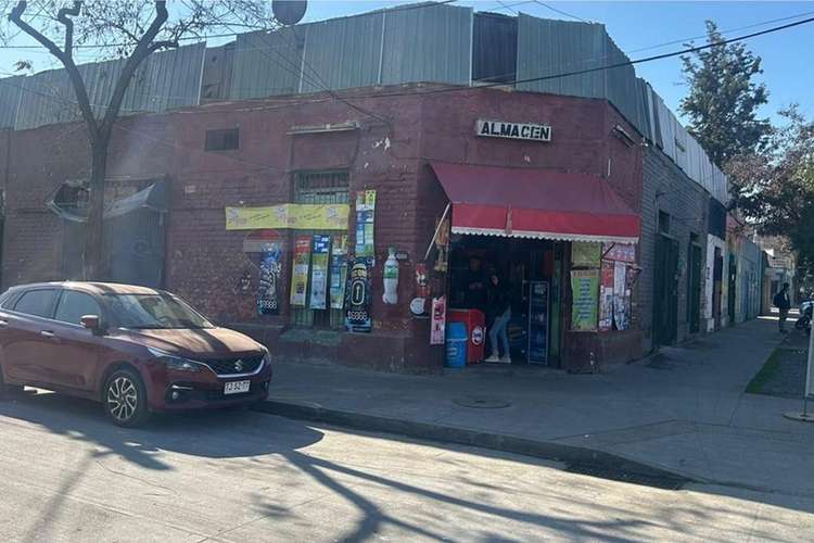Esquina comercial en franklin con renta y permiso