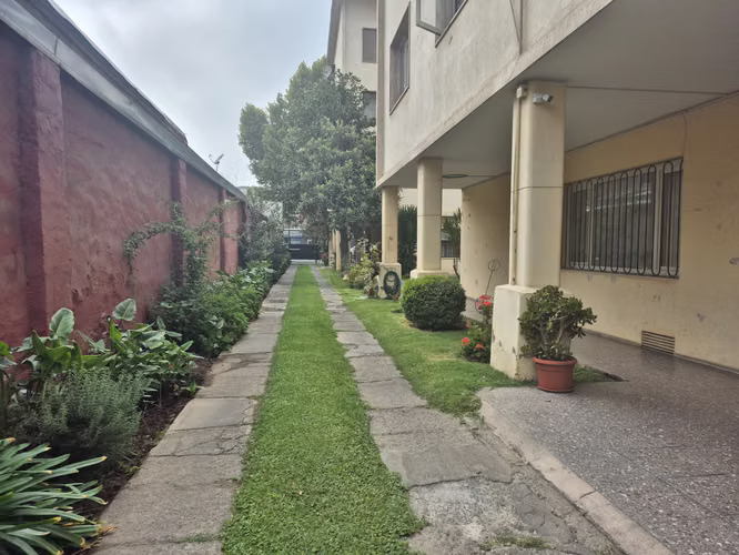 DEPTO TIPO ESTUDIO PARA REMODELAR