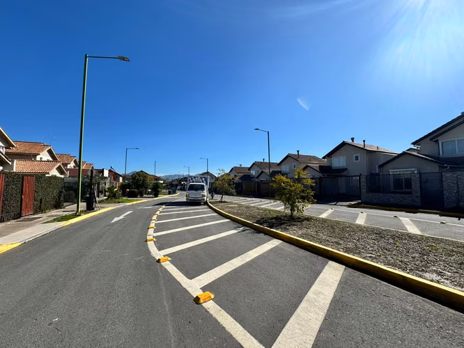 VIVE CON ESPACIO Y SEGURIDAD- CASA DE 3D-3B CON GRAN PATIO - Imagen 18