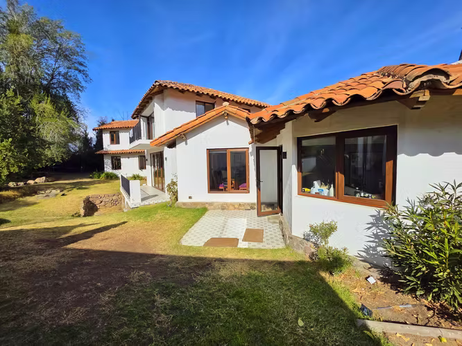 VENTA CASA SANTUARIO DEL VALLE 7D 6B QUINCHO Y PISCINA