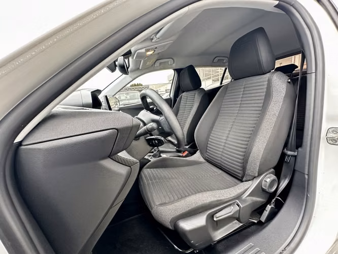 Peugeot 2008 1.5 Active Pack Bluehdi 100 Mt...
