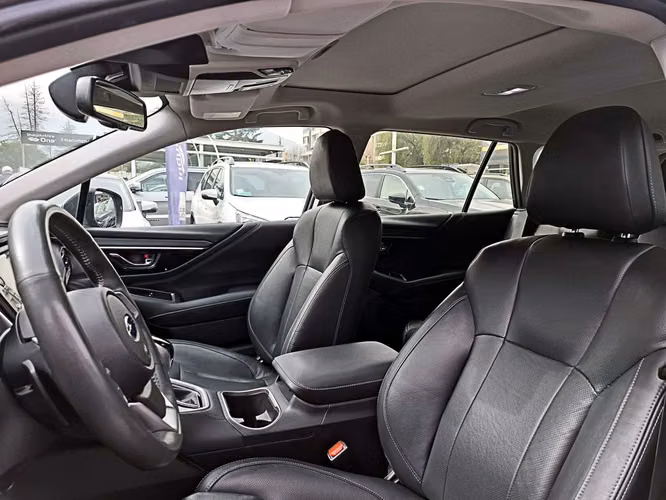 SUBARU OUTBACK 2023