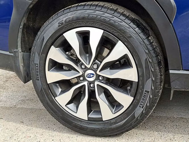 SUBARU OUTBACK 2023