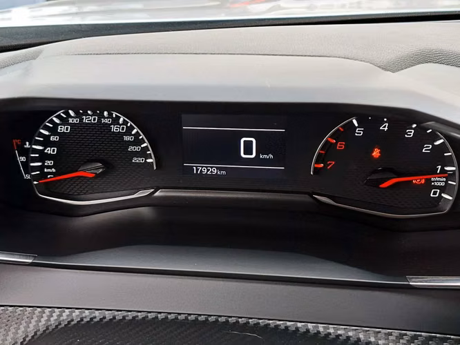 PEUGEOT 2008 2022