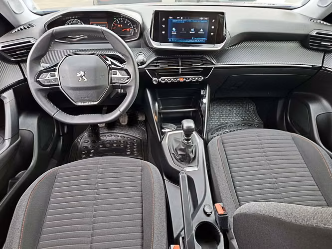 PEUGEOT 2008 2022