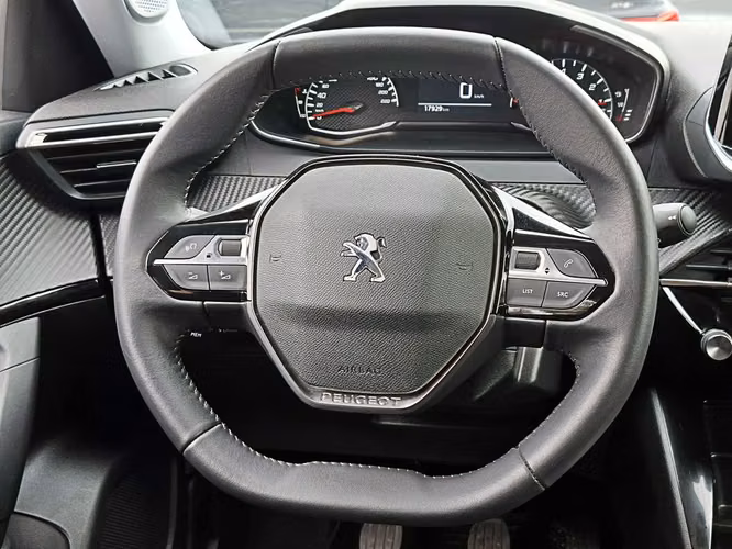 PEUGEOT 2008 2022
