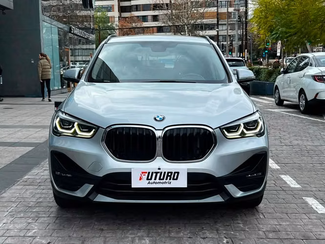 BMW X1 SDRIVE18D DYNAMIC - 2021 | 410