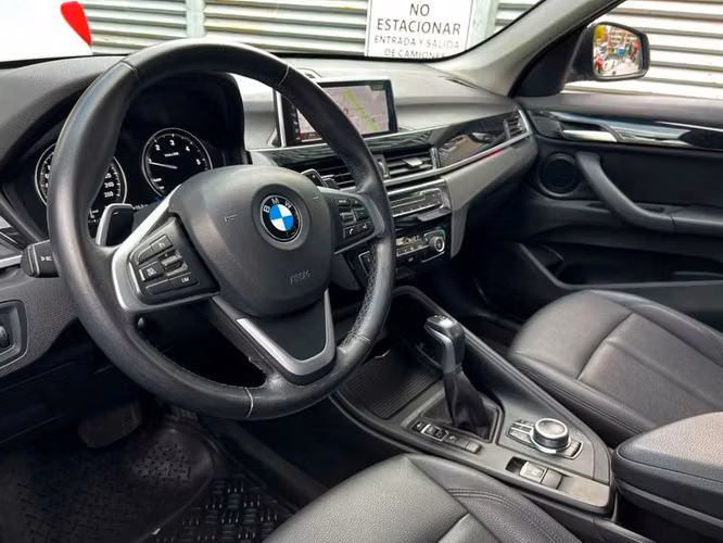 BMW X1 SDRIVE18D DYNAMIC - 2021 | 410