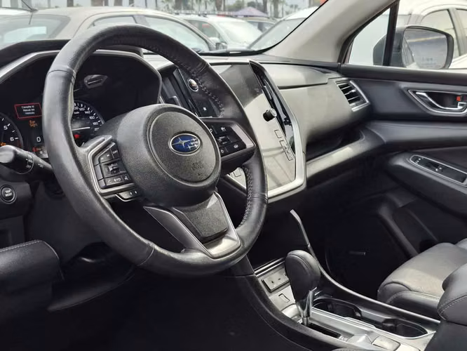 SUBARU EVOLTIS 2024