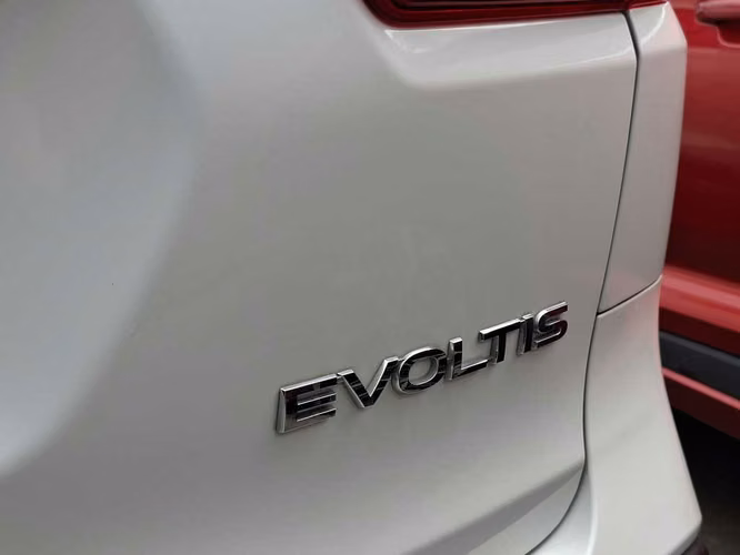SUBARU EVOLTIS 2024