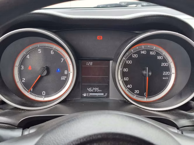 SUZUKI SWIFT 2024