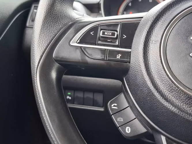 SUZUKI SWIFT 2024